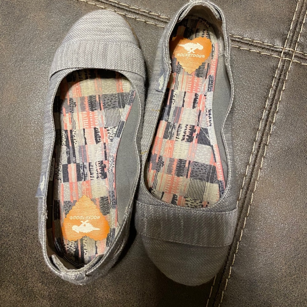 Grey foxy shoe’s